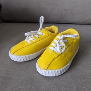 Yellow Tretorn Tennis shoes toddlers 7 M